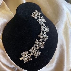 DELICATE SILVER FILIGREE BRACELET